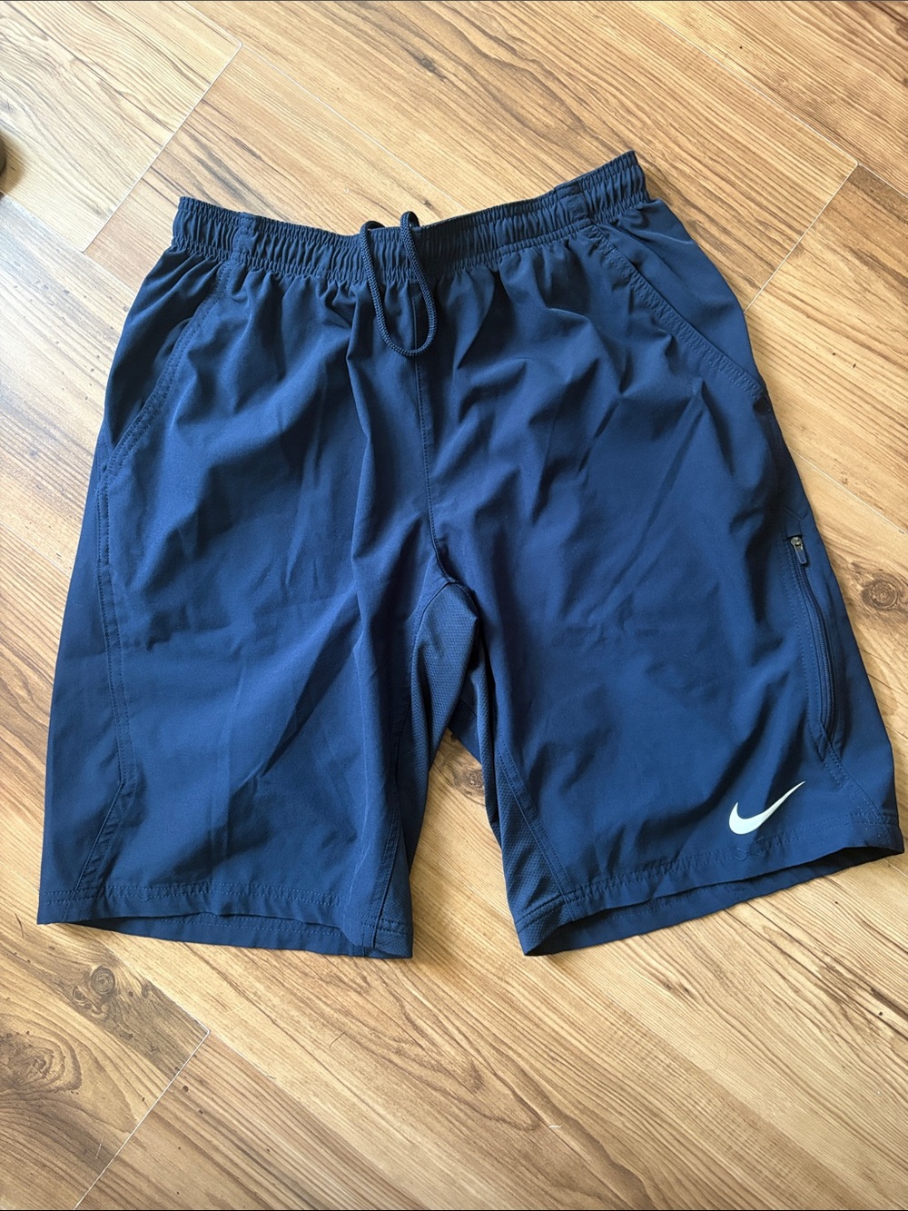 NIKE men’s dri-fit navy Shorts